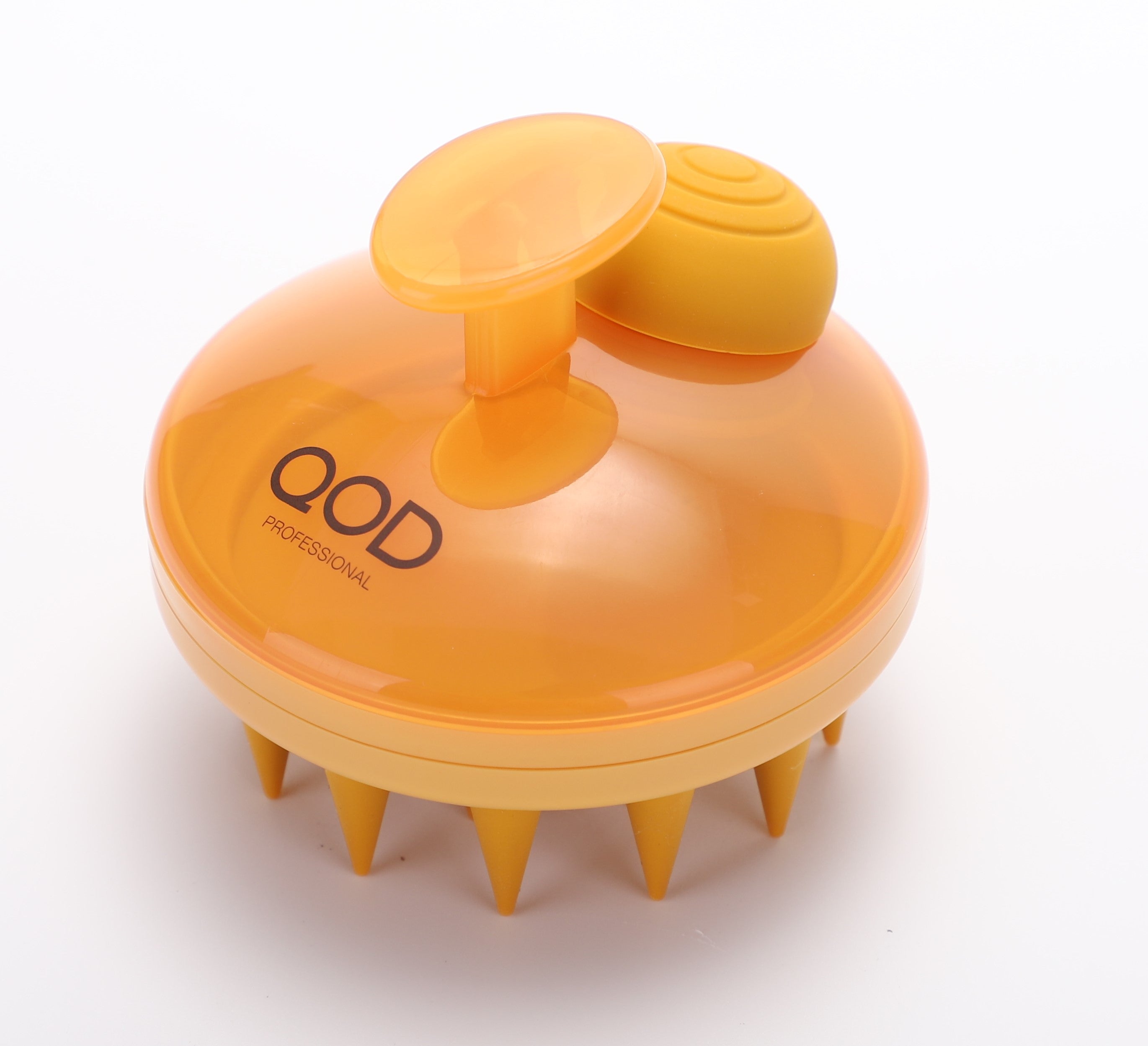 Scalp brush with shampoo dispenser - QOD Professional